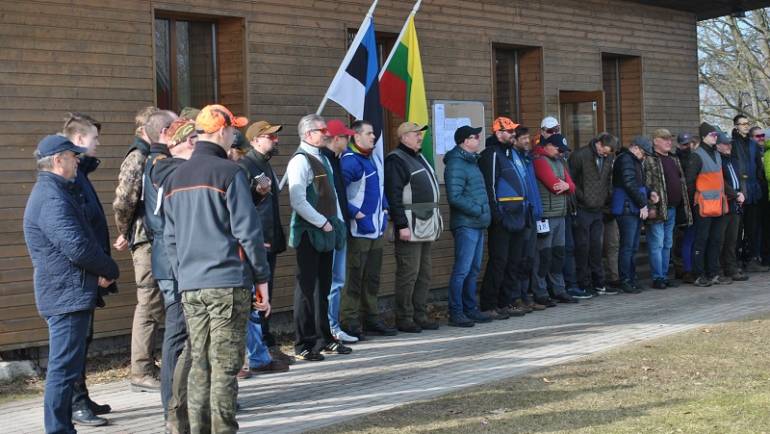 Sėkmingi mūsų šaulių pasirodymai tarptautinėse varžybose.